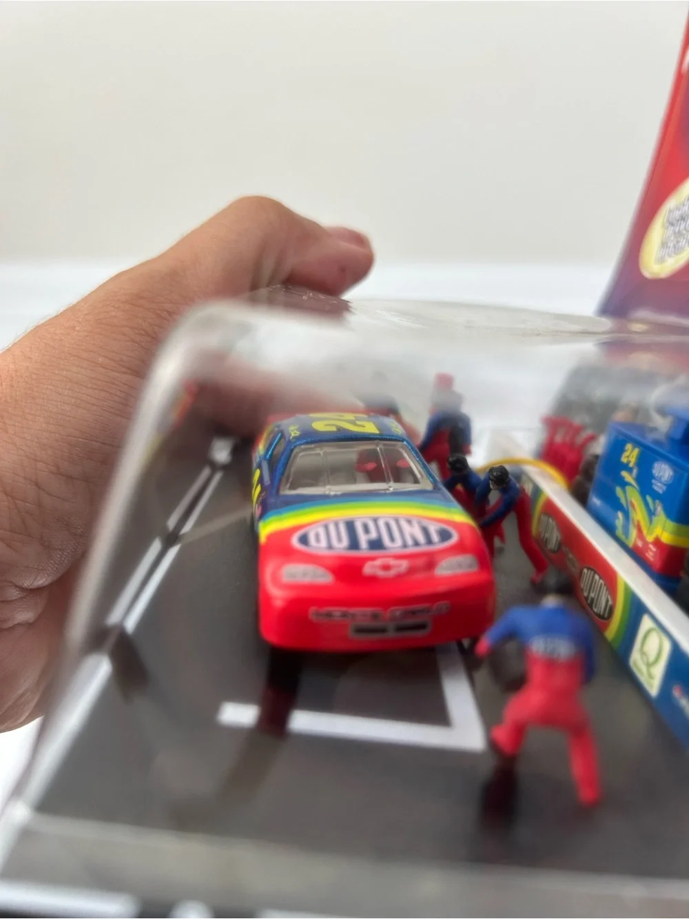 FINAL SALE! Winner's Circle 1998 Jeff Gordon #24 NASCAR Pit Row Series Diecast